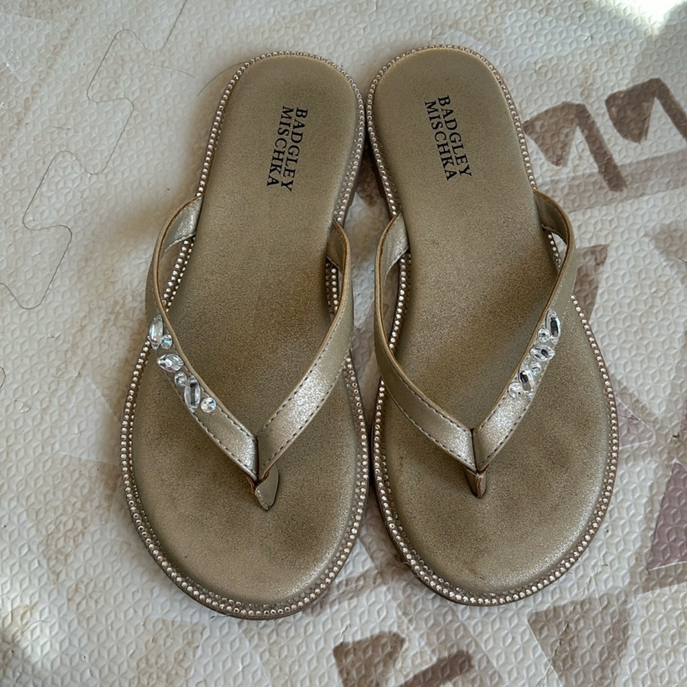 Badgley Mischka Girls gold leather sandals